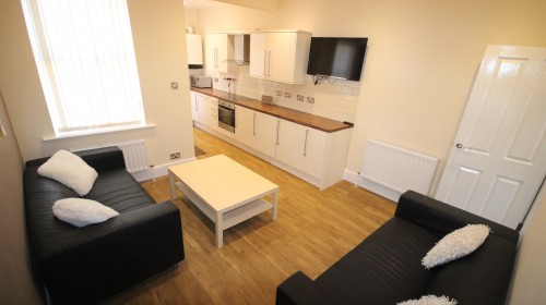 Kitchen at 17 Denham Road