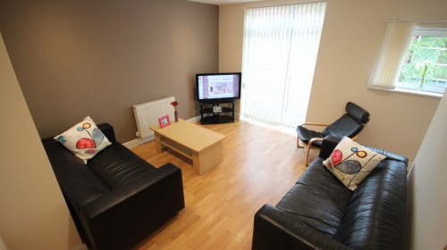 Bedroom 1 at 21 Broom Street