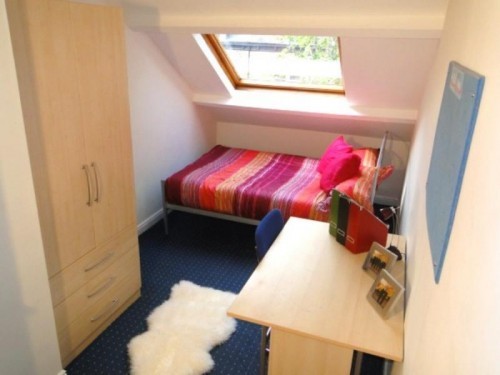 Bedroom 4 at 309a Ecclesall Road