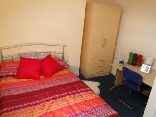 Bedroom 5 at 309a Ecclesall Road