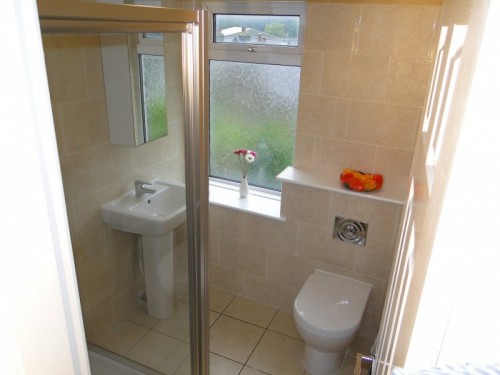 Shower Room 2 at 32 Hunter House Road
