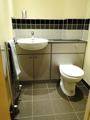 Example of WC at Broom Street house for 6