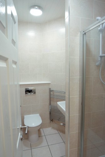 Shower room at 3 Cemetery Avenue