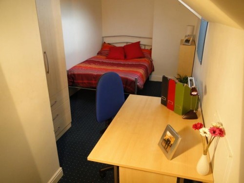 Bedroom 6 at 56 Wadborough Road