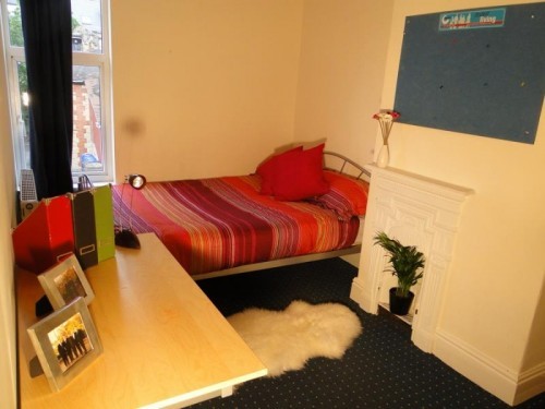 Bedroom 3 at 19 Wiseton Road