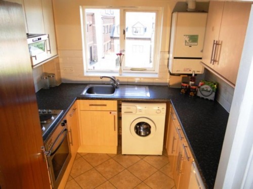 Kitchen at 3d Ainsley Court