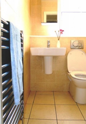 WC at 46 Newbould Lane