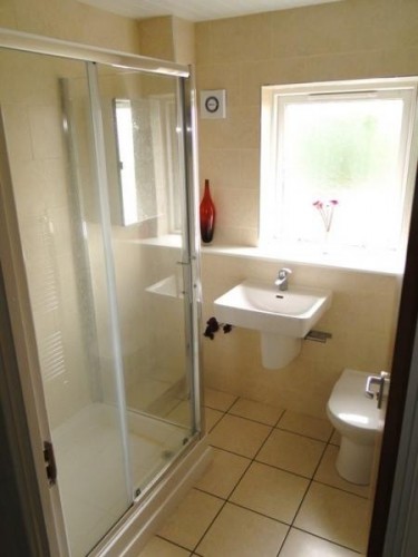 Shower & WC at 28 Broom Walk