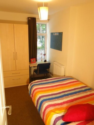 Bedroom 1 at 363a Ecclesall Road