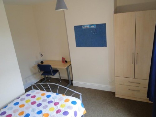 Bedroom 4 at 25 Walton Road