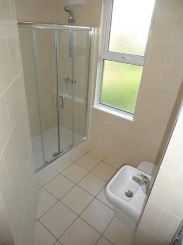 One of the shower rooms at 10 Wadbrough Road