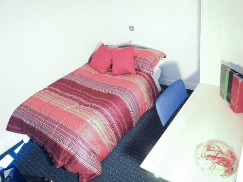 Bedroom 1 at 11 Rustlings Road