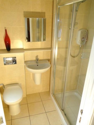 Shower Room/WC at 353a Ecclesall Road